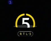 Bestand:RTL5 bumper golf (2) 2000.png