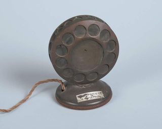 Western Electric Koolmicrofoon (bron: Fotoarchief Beeld en Geluid)